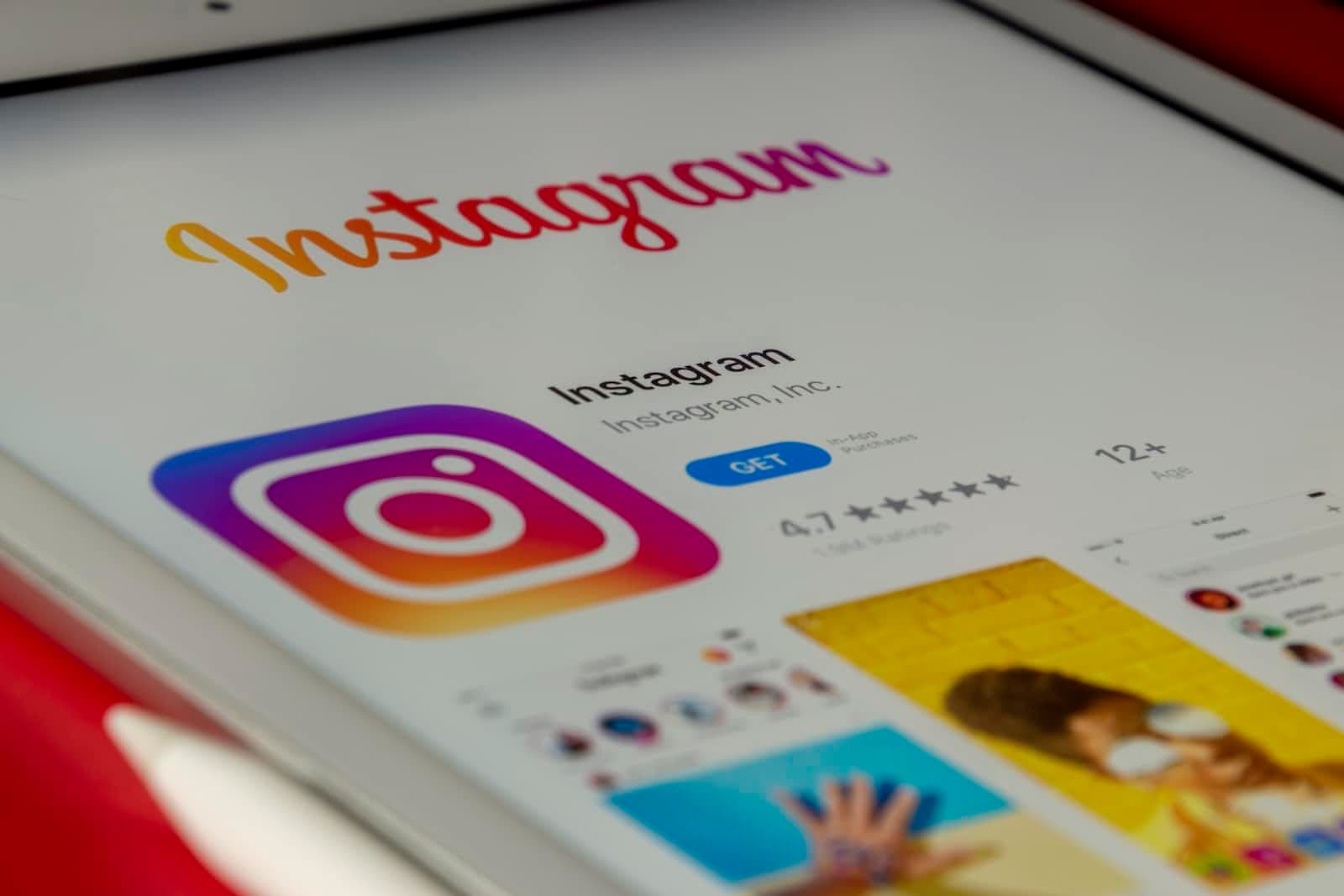 How To Use "Instagram Downloader API v2"?